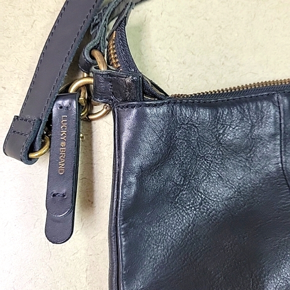 Lucky Brand Black  Shoulder Bag Hobo Slouch Cowhide Leather - Picture 3 of 7